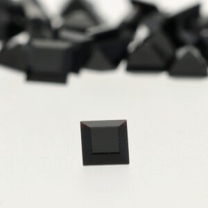 Onyx Carré S.C  –  2,50 x 2,50 mm