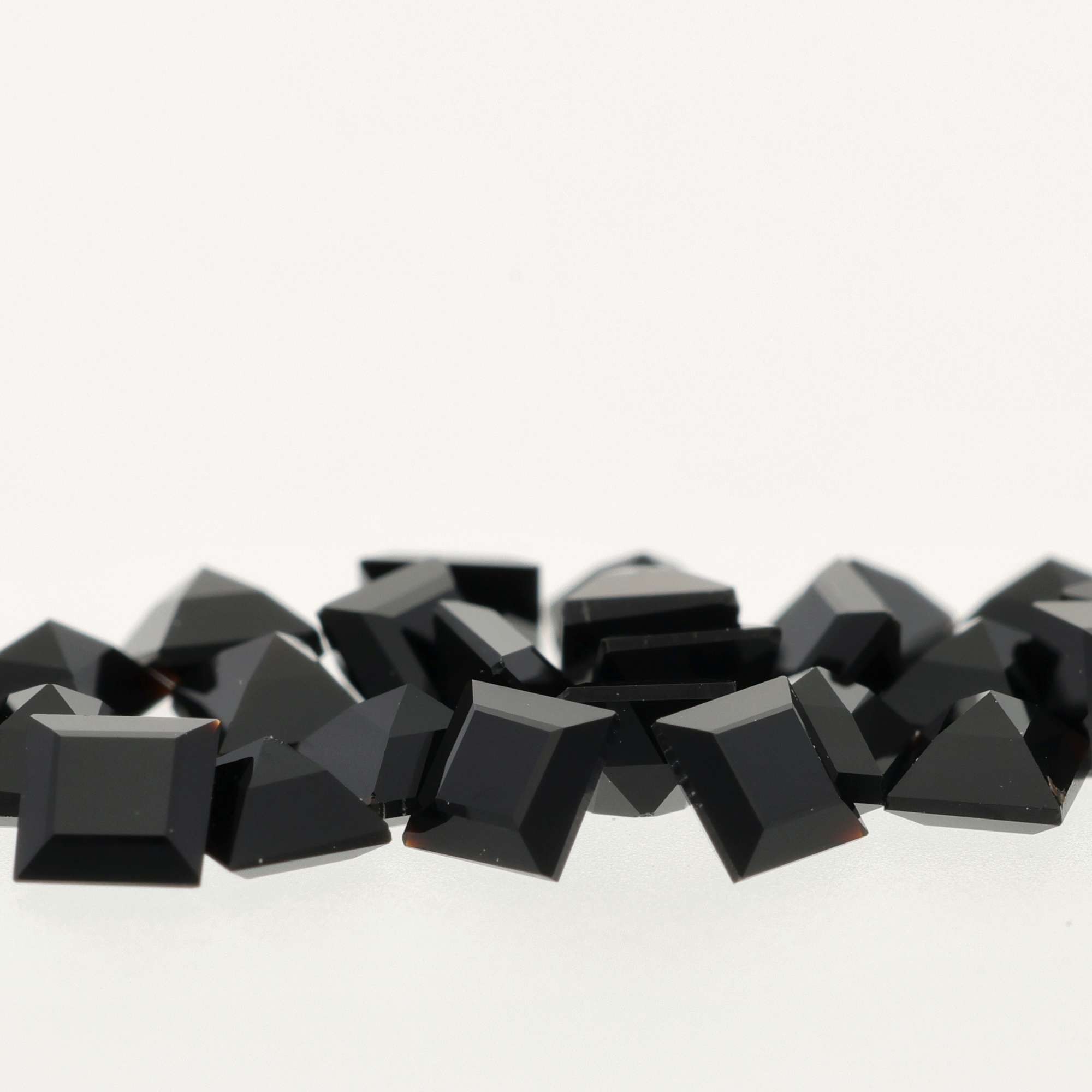 Onyx Carré S.C - 2,50 x 2,50 mm