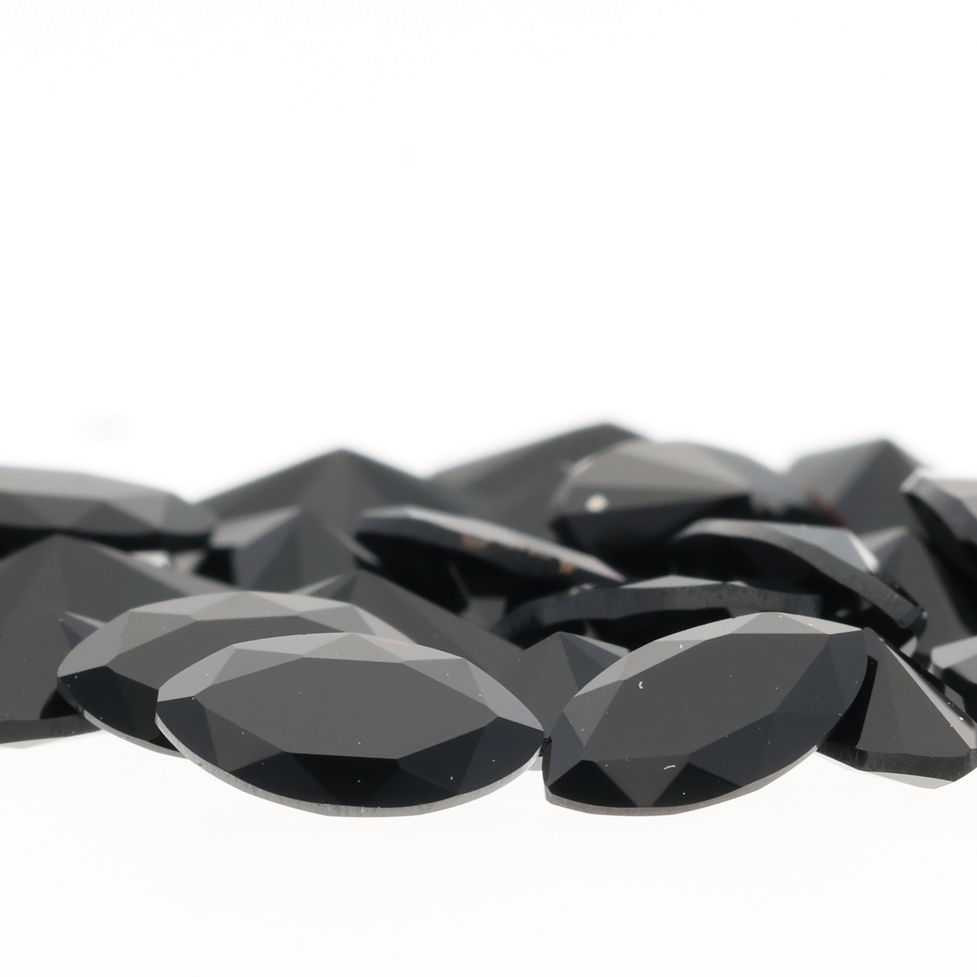 Onyx Marquise - 6,00 x 3,00 mm