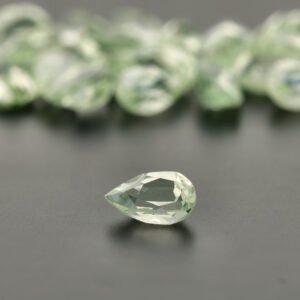 Peridot Pear – 5.00 x 3.00 mm