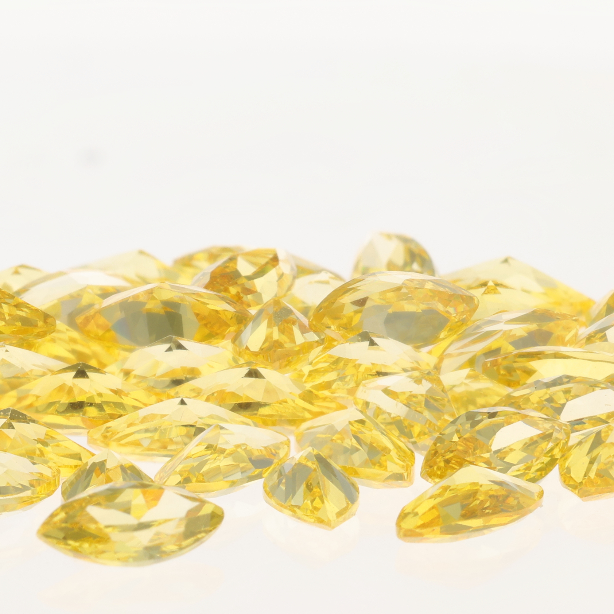 Zirconium Jaune Citrine Marquise - 5,00 x 2,50 mm