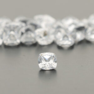 White Cubic Zirconia Cushion – 4,00x 4,00 mm
