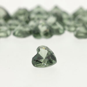 Spinelle synthétique Tourmaline Cœur  –  4,00 x 4,00 mm